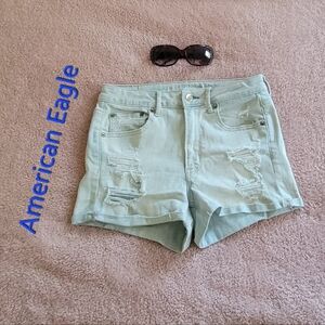 American Eagle Outfitters Super Hi-Rise Light Wash Distressed Jean Shorts. Sz: 6